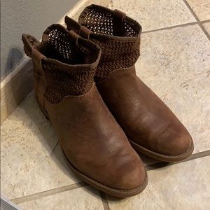 TIMBERLAND SAVIN HILL OPEN-WEAVE ANKLE BOOTS